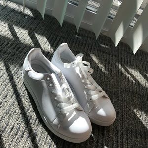 Missguided sneakers